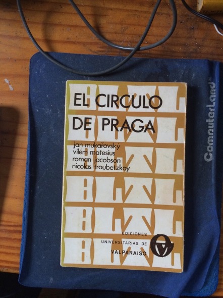 Portada Libro El Círculo lingüístico de Praga Ediciones Universitarias de Valparaiso